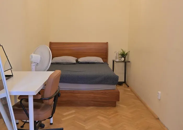 Euro Buda House شقة