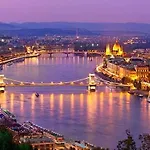 Euro Buda House *