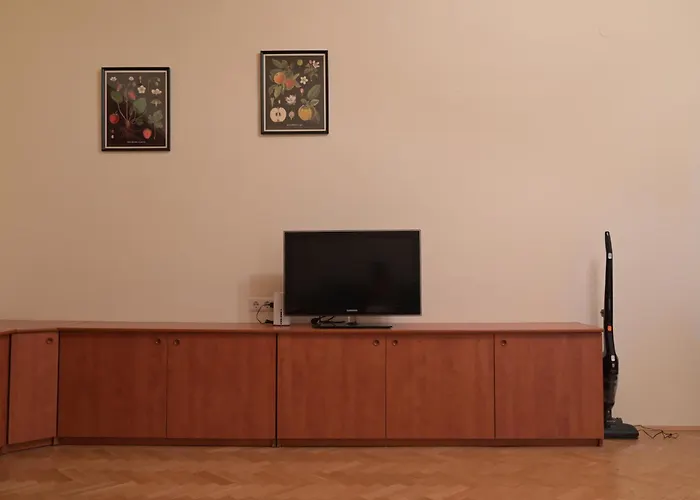 Euro Buda House